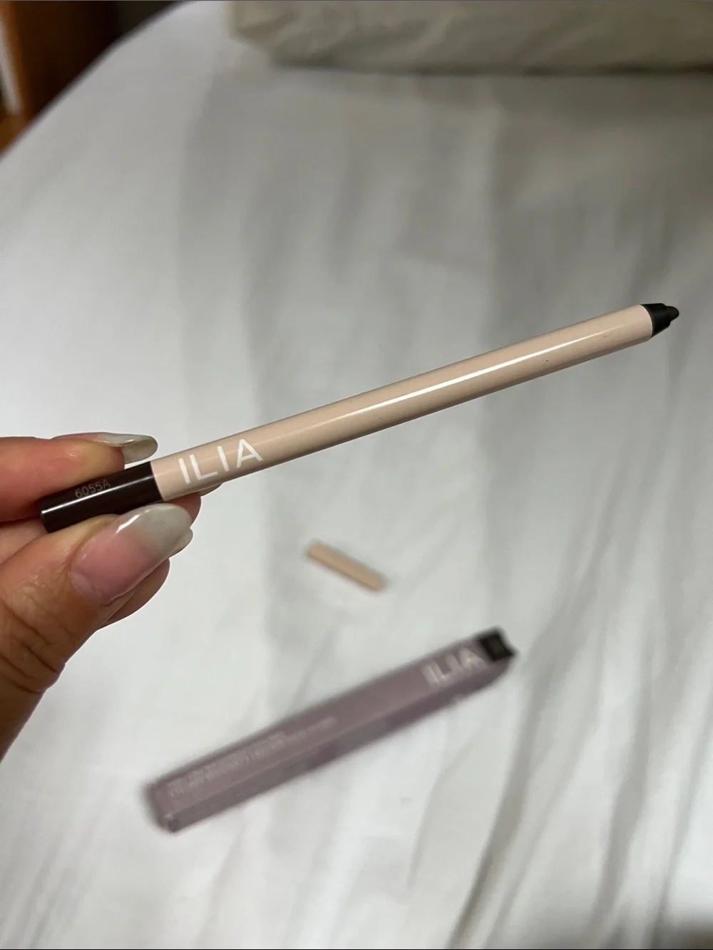 ILIA Thru Line Waterproof Eyeliner Pencil – Serif (Brown) NEW